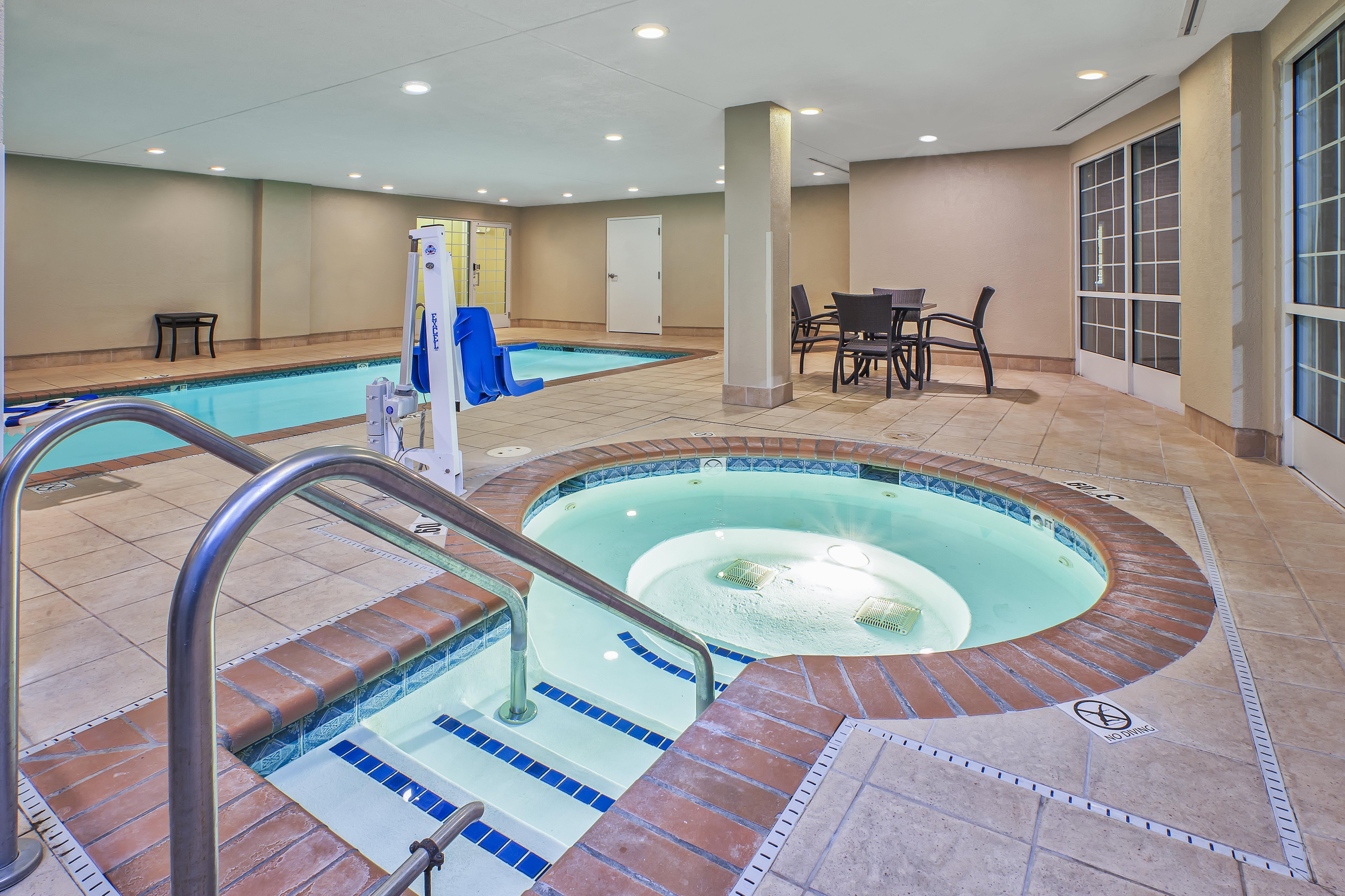 Candlewood Suites Indianapolis Northeast By Ihg Exterior photo