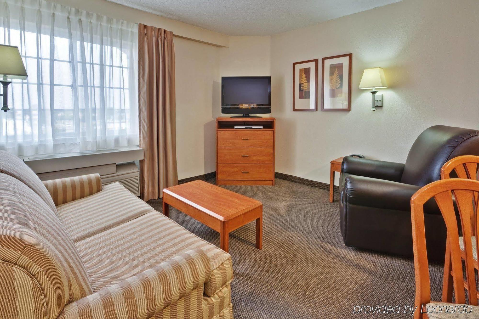 Candlewood Suites Indianapolis Northeast By Ihg Exterior photo
